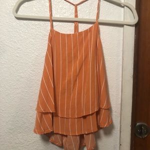 5 for 25!! Cute forever 21 crop!